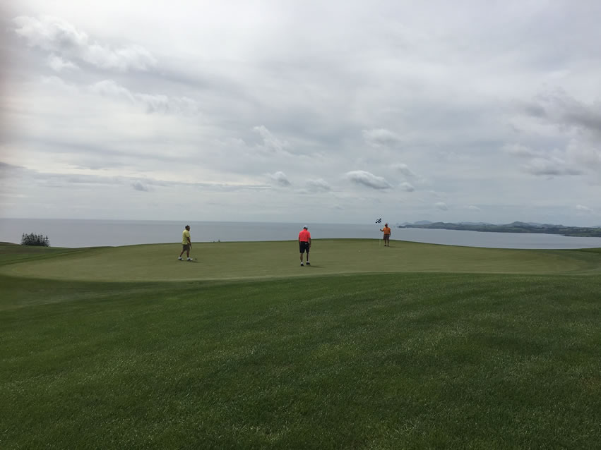 <h2>2018 New Zealand & Australia Golf Cruise</h2>13 Nights | 5-6 Rounds | Auckland to Sydney | February 22 – March 7